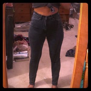 High rise black skinnies